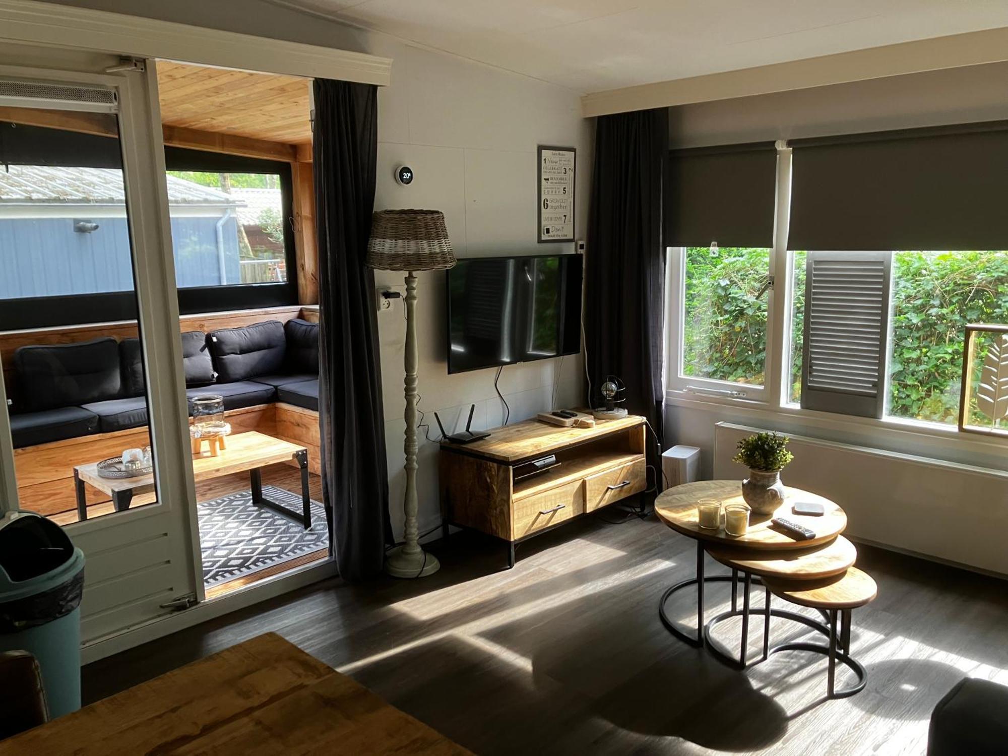 Chalet Bosrijk Midden In De Natuur-Eten&Drinken-Activiteiten-Ontspanning-En Nog Veel Meer Hoenderloo Ngoại thất bức ảnh